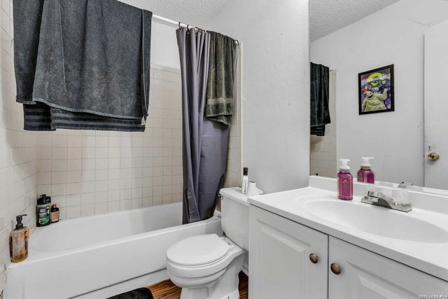 5719 Lochmoor, San Antonio, TX 78244