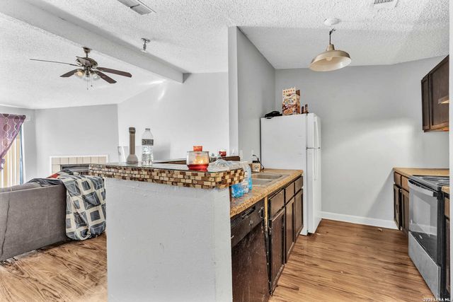 5719 Lochmoor, San Antonio, TX 78244