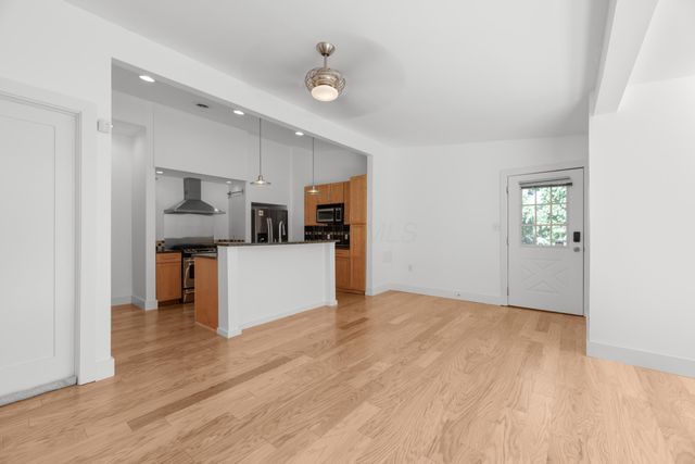 320 E Columbus Street, Columbus, OH 43206