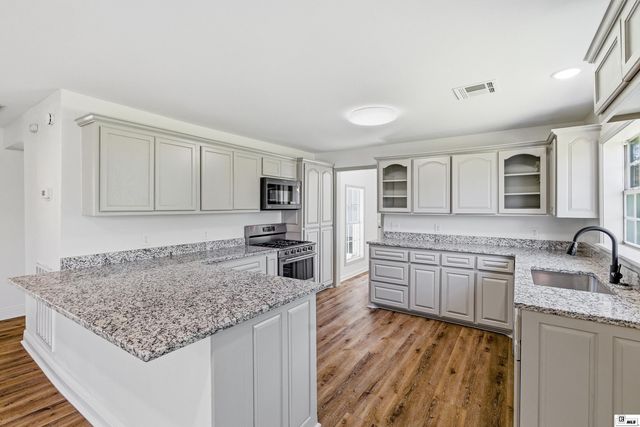 811 LAKE LOOP ROAD, Downsville, LA 71234