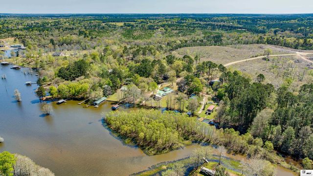 811 LAKE LOOP ROAD, Downsville, LA 71234