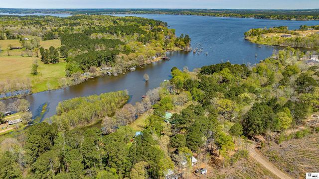 811 LAKE LOOP ROAD, Downsville, LA 71234