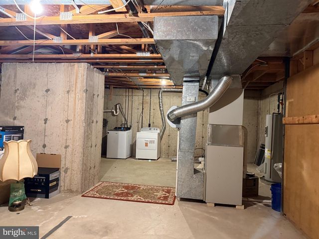 171 BARLEY SHEAF DR, Norristown, PA 19403