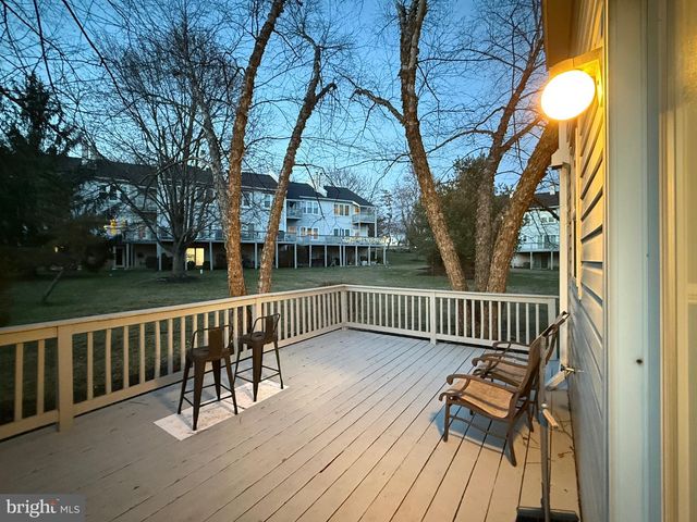 171 BARLEY SHEAF DR, Norristown, PA 19403