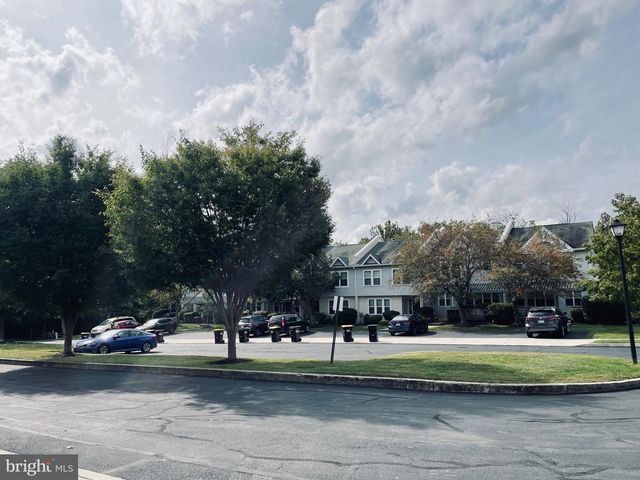 171 BARLEY SHEAF DR, Norristown, PA 19403