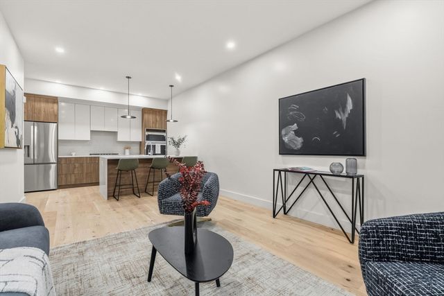 47 Condor 202A, Boston, MA 02128