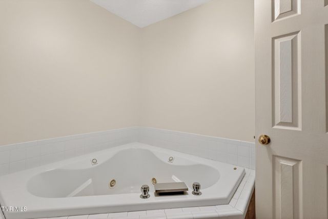 347 Deel Street, Lebanon, VA 24266