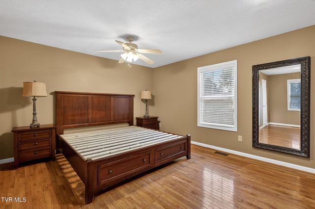 347 Deel Street, Lebanon, VA 24266