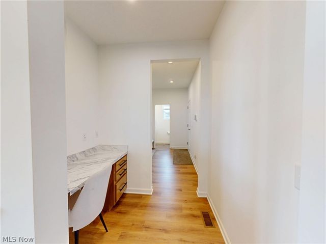 8215 Mustang Lane, Mentor, OH 44060