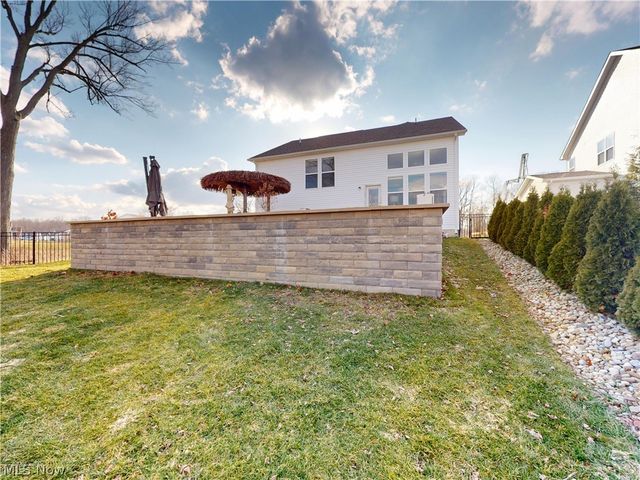 8215 Mustang Lane, Mentor, OH 44060