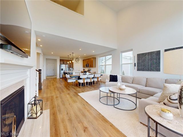 8215 Mustang Lane, Mentor, OH 44060