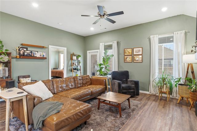 263 Pennsylvania Avenue, Farmington, AR 72730