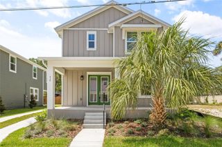 410 W PARIS STREET, Tampa, FL 33604