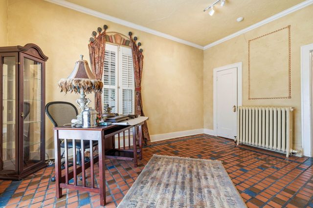 1655 E Walnut Street, Springfield, MO 65802