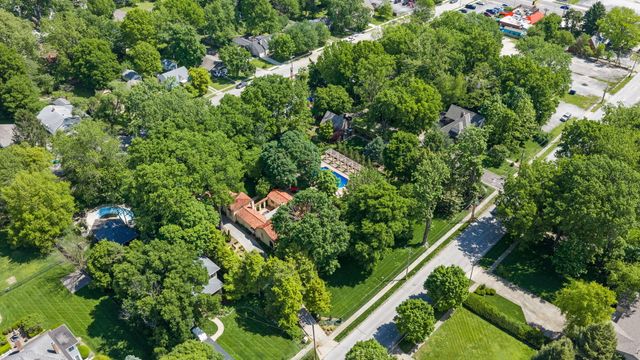 1655 E Walnut Street, Springfield, MO 65802