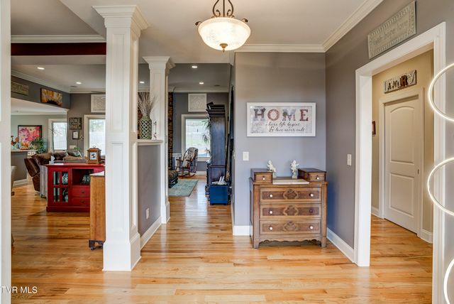 275 Galway Court, Johnson City, TN 37615