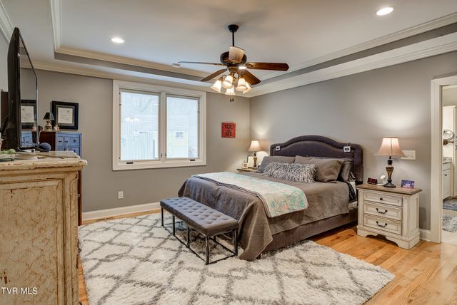 275 Galway Court, Johnson City, TN 37615