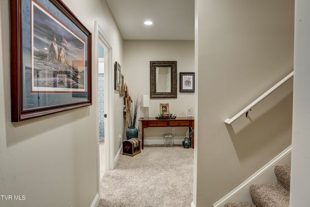 275 Galway Court, Johnson City, TN 37615