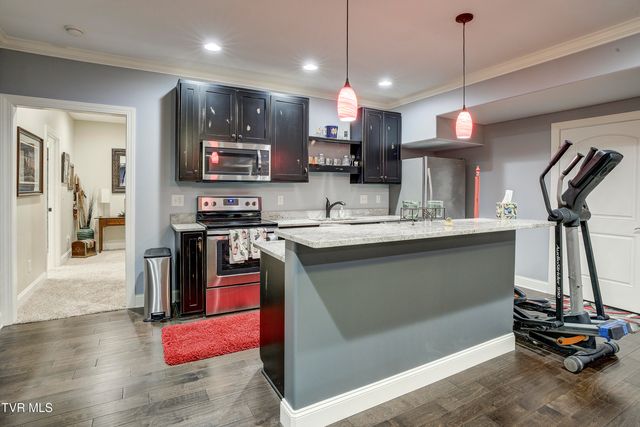 275 Galway Court, Johnson City, TN 37615