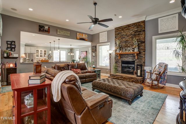 275 Galway Court, Johnson City, TN 37615