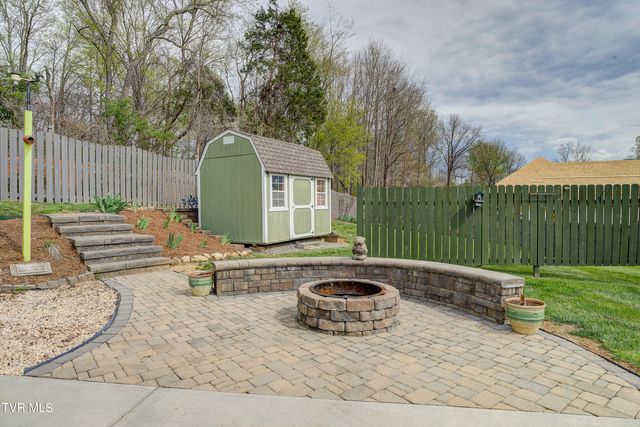 275 Galway Court, Johnson City, TN 37615