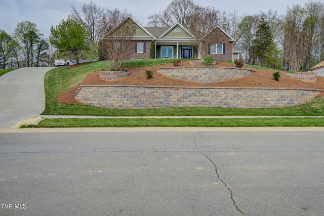 275 Galway Court, Johnson City, TN 37615