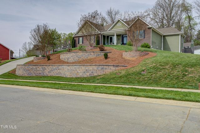 275 Galway Court, Johnson City, TN 37615