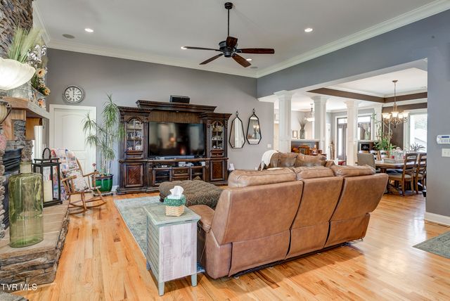 275 Galway Court, Johnson City, TN 37615