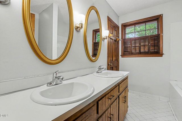 3204 Piedmont Drive, Raleigh, NC 27604