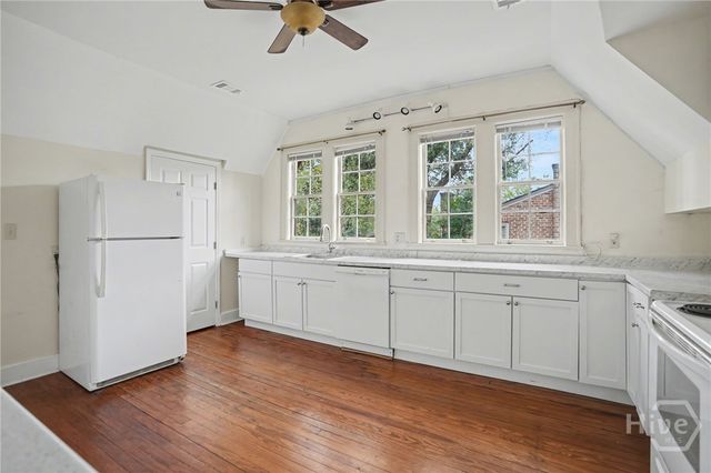 25 Washington Avenue, Savannah, GA 31405