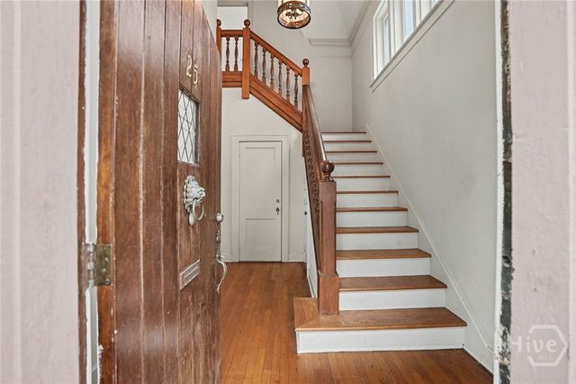 25 Washington Avenue, Savannah, GA 31405