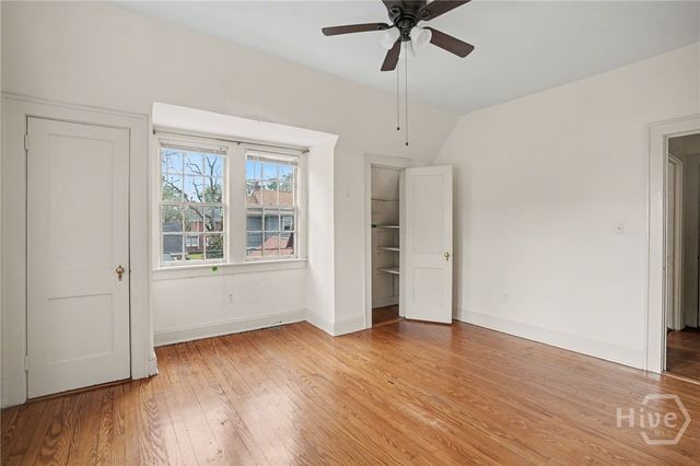 25 Washington Avenue, Savannah, GA 31405