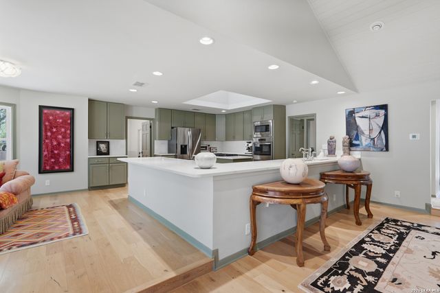 1715 Doe Crest, San Antonio, TX 78248