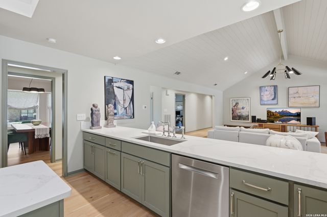 1715 Doe Crest, San Antonio, TX 78248