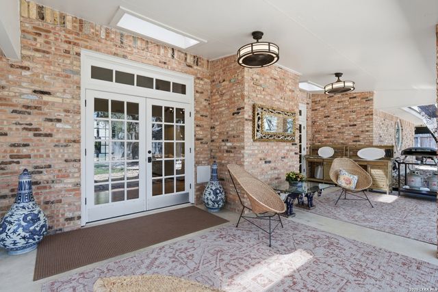 1715 Doe Crest, San Antonio, TX 78248