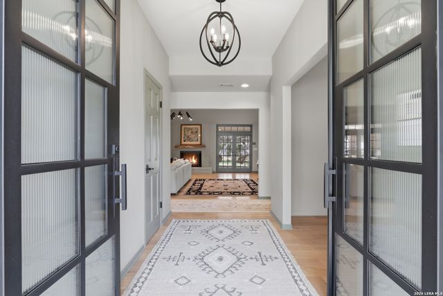 1715 Doe Crest, San Antonio, TX 78248