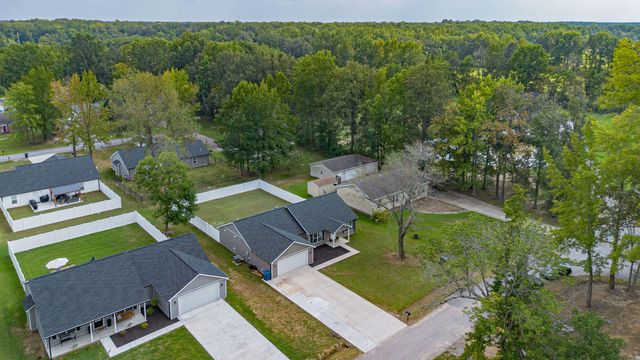 1910 Debby Drive, Paducah, KY 42003