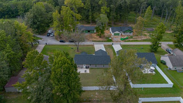 1910 Debby Drive, Paducah, KY 42003