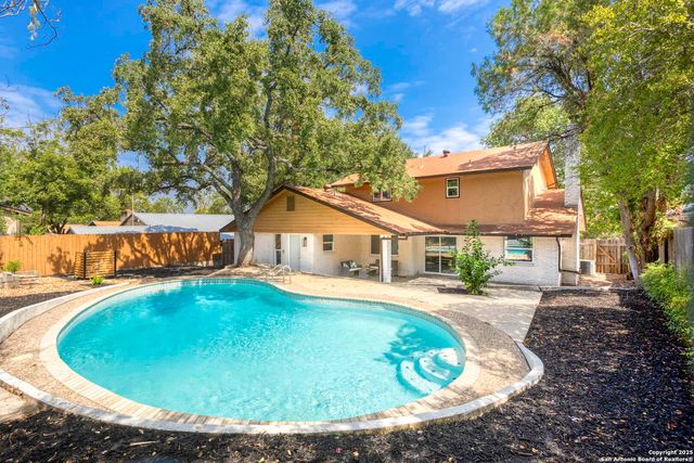 6002 Forest Ledge, San Antonio, TX 78240