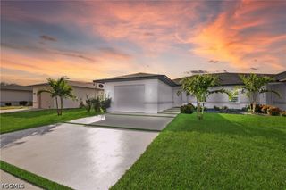 1700 SW Santa Barbara PL, Cape Coral, FL 33991