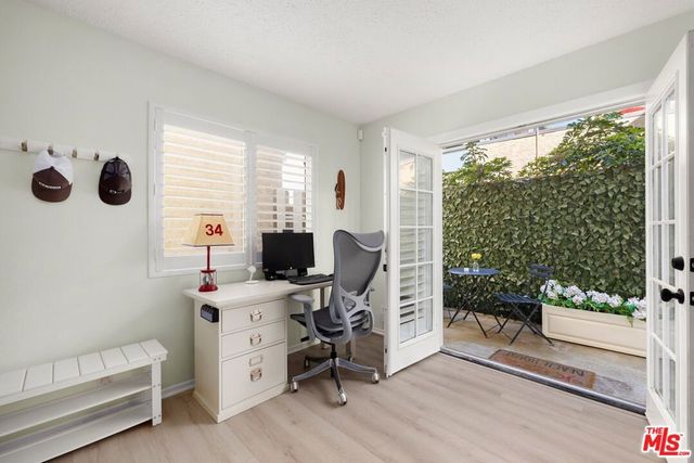 109 Los Robles Street, Oxnard, CA 93035