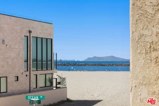 109 Los Robles Street, Oxnard, CA 93035