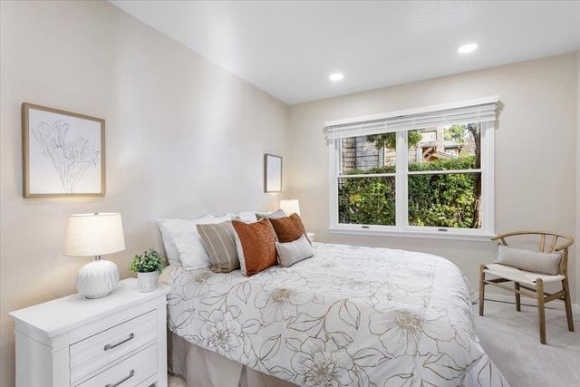 632 Centre Ct, Alameda, CA 94502