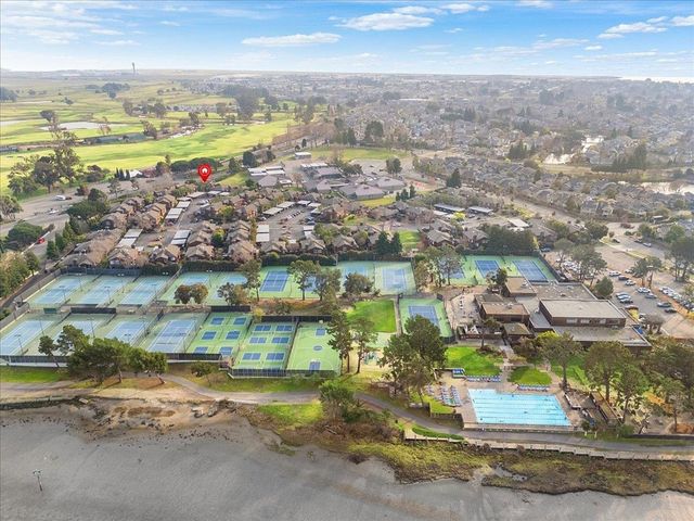 632 Centre Ct, Alameda, CA 94502