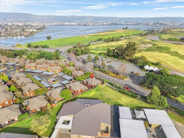 632 Centre Ct, Alameda, CA 94502