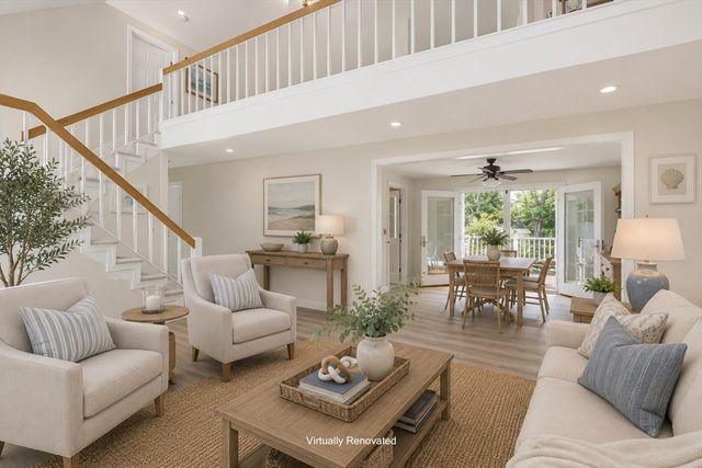 108 Pheasant Ln, Falmouth, MA 02536