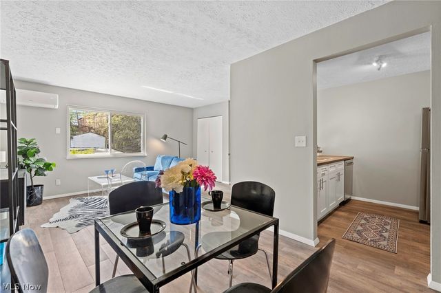 10524 Clifton Boulevard 201, Cleveland, OH 44102