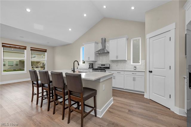 36732 Appian Way, North Ridgeville, OH 44039