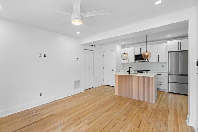 401 NE 2nd Avenue 6, Delray Beach, FL 33444