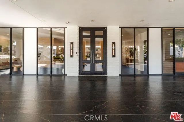 7135 Hollywood Boulevard 405, Los Angeles, CA 90046